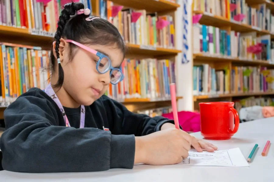 photo_5008534833755959963_y