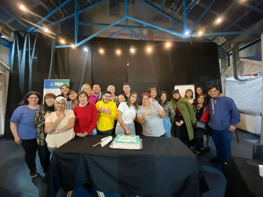 photo_5123083900757847401_w