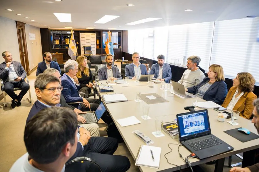 photo_4995018116408913508_y