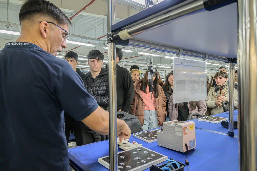 Estudiantes del colegio CPET participaron de la capacitación en 5S