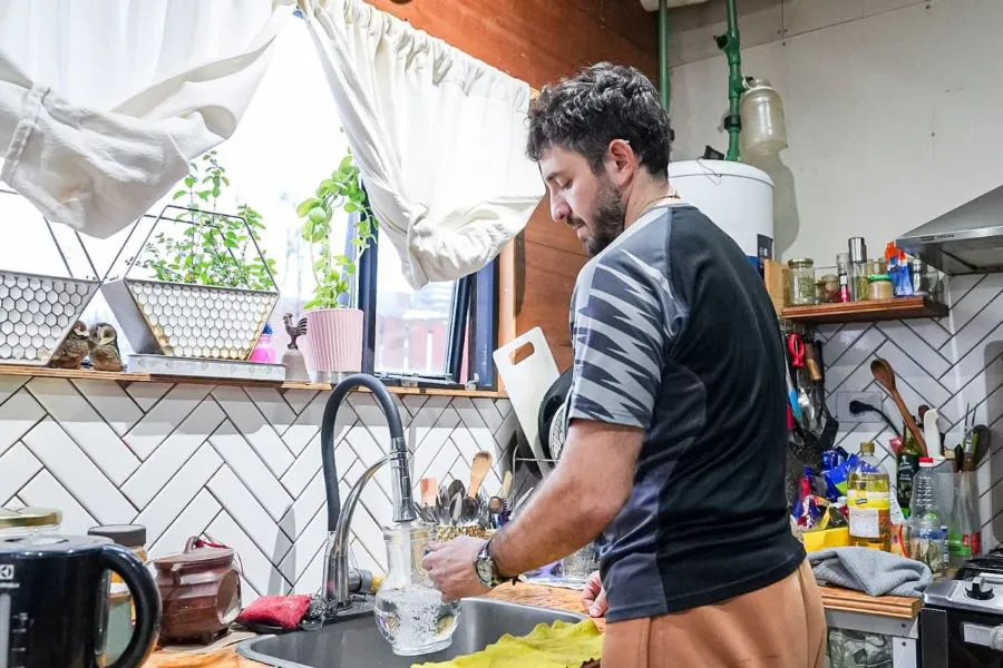 photo_4925075381447405138_y