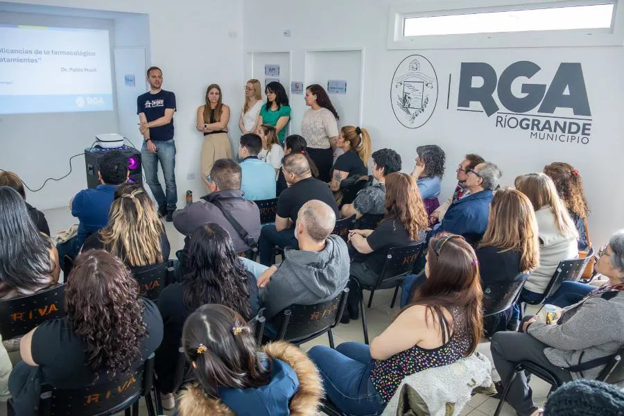 photo_5003814591686970156_w