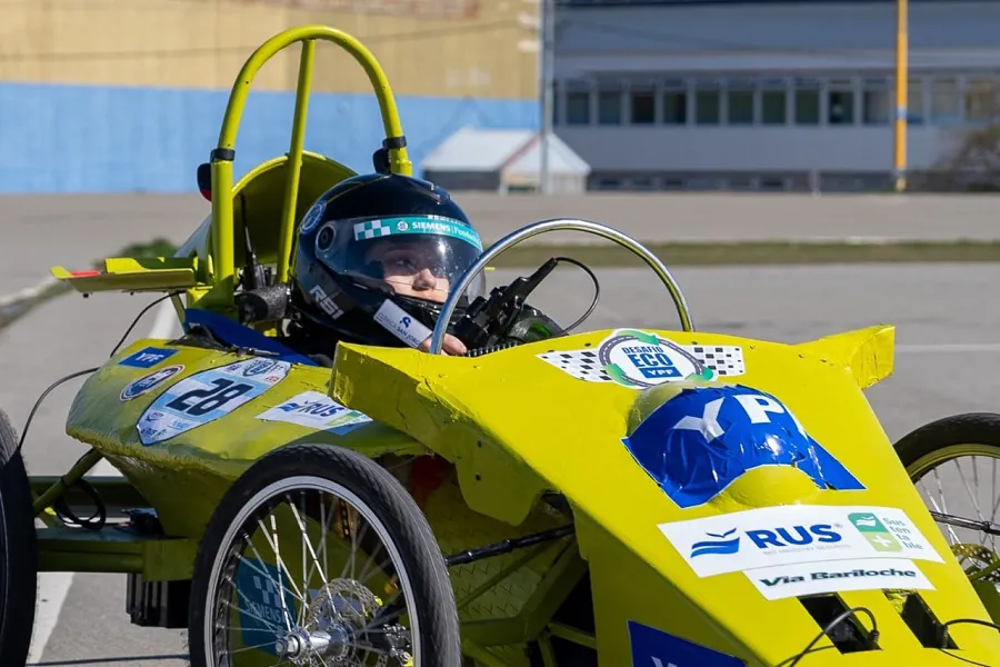 Estudiantes fueguinos participarán en el “Gran Premio Río Uruguay Seguros 2024”   (2)