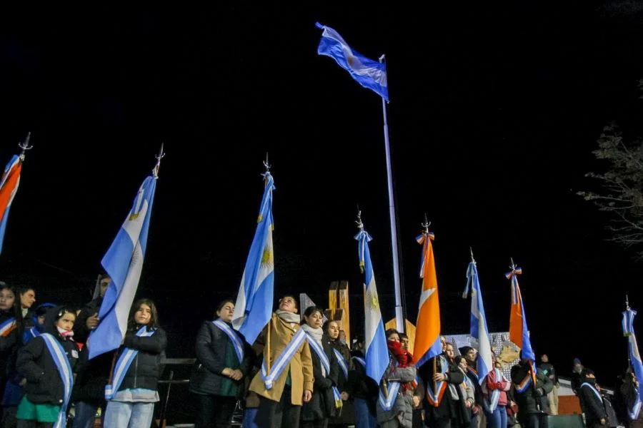 photo_5075771662015335521_y