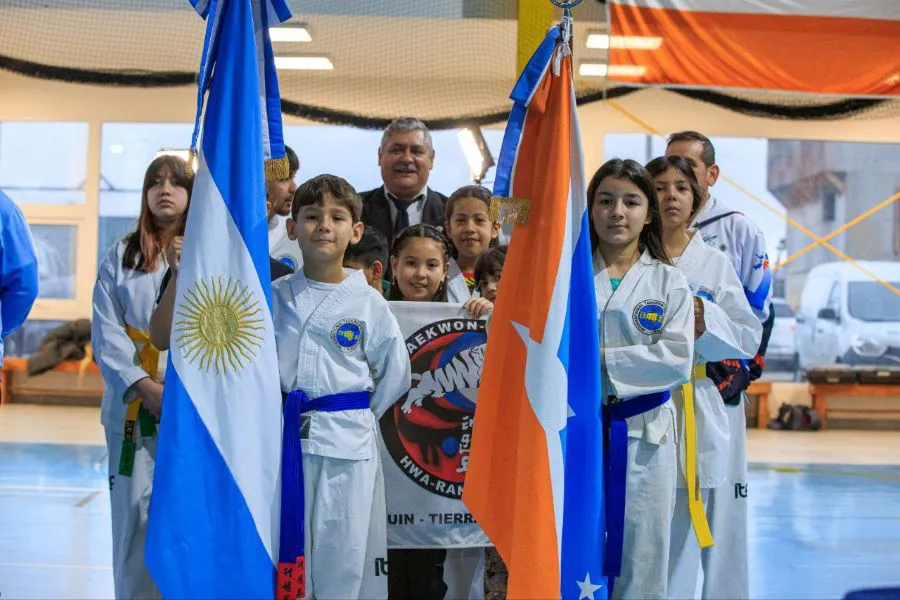 photo_5037567889258950361_y