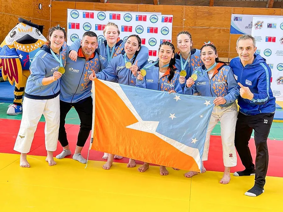El equipo femenino de Judo obtuvo el oro en el cierre de los Juegos de la Araucanía (1)