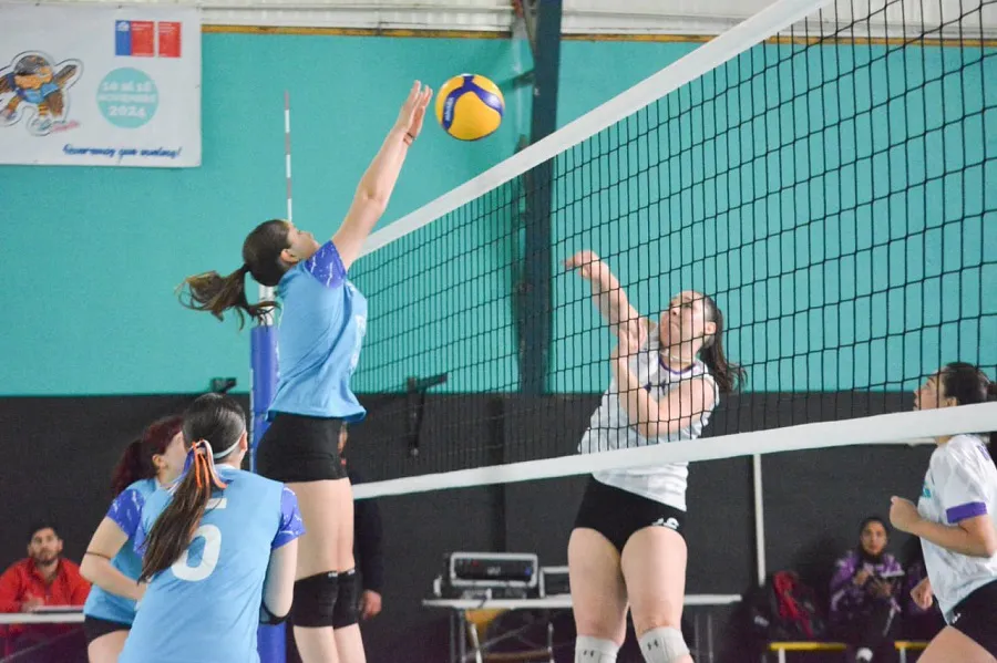 Jóvenes fueguinos obtuvieron medallas en los Juegos de la Araucanía Aysen 2024 (5)