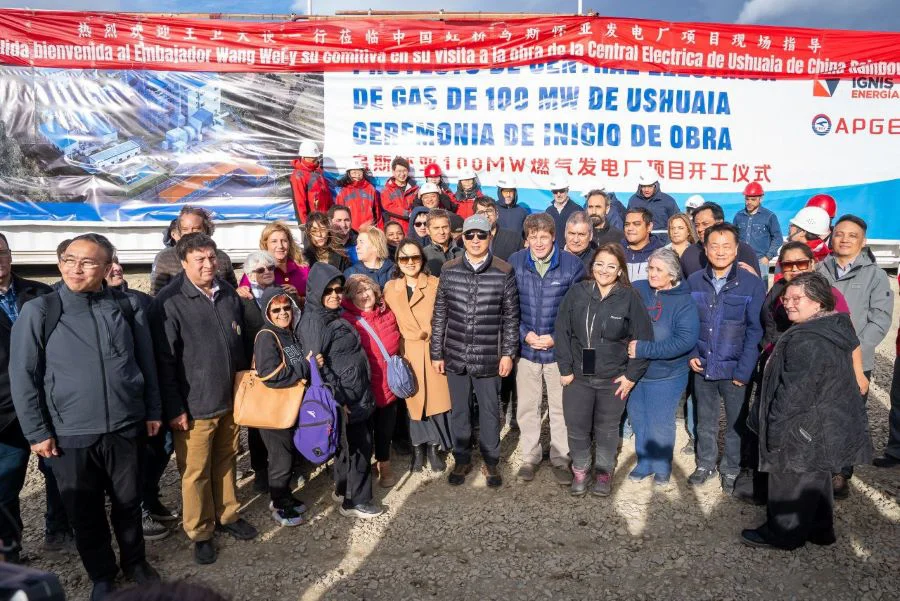 photo_5008017058272316334_y