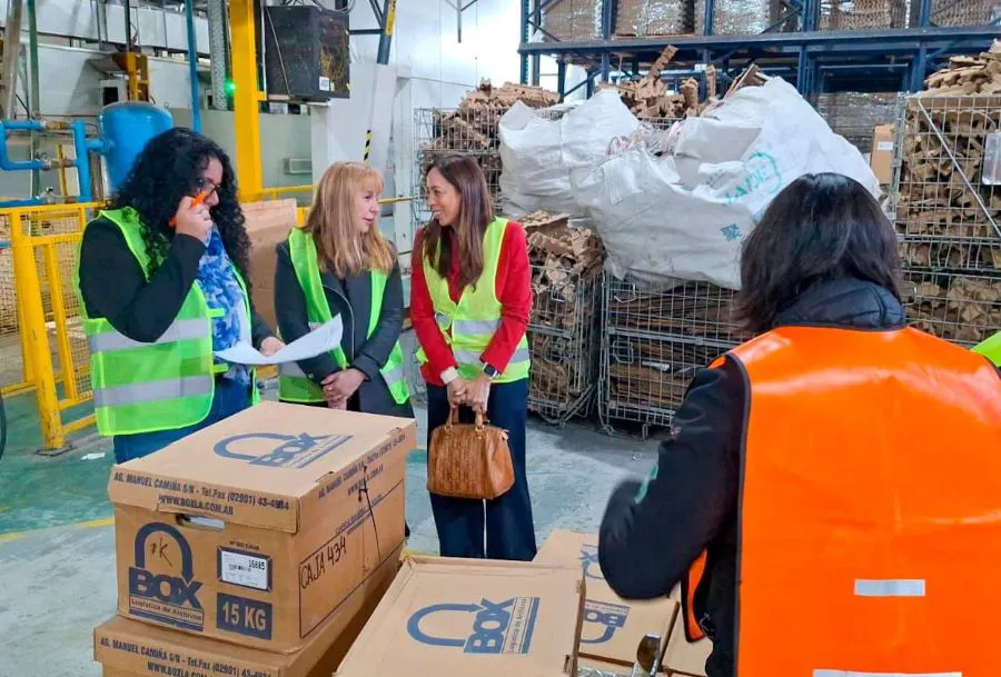 photo_5149898764570004351_y