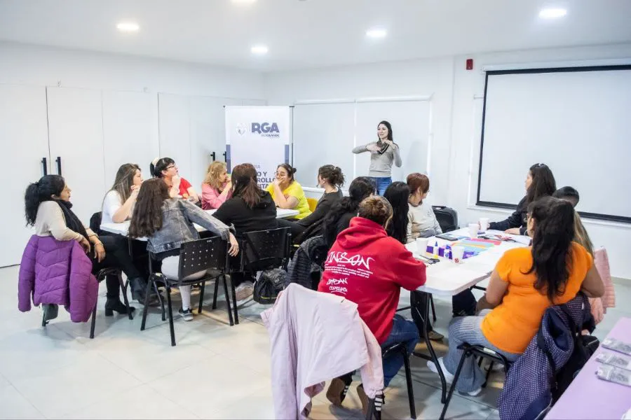 photo_5042304027005661076_y