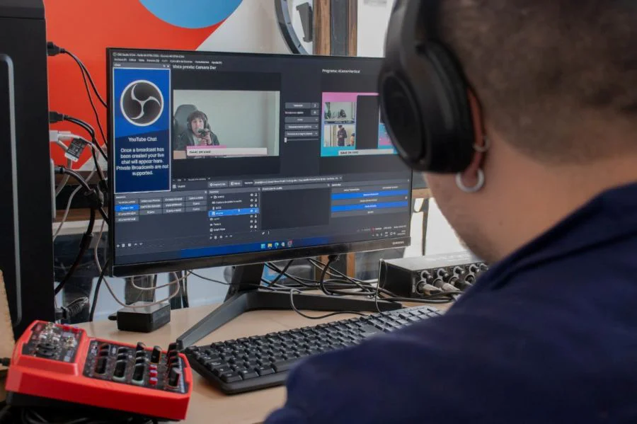Relanzan las salas de streaming en los Polos Creativos de toda la provincia