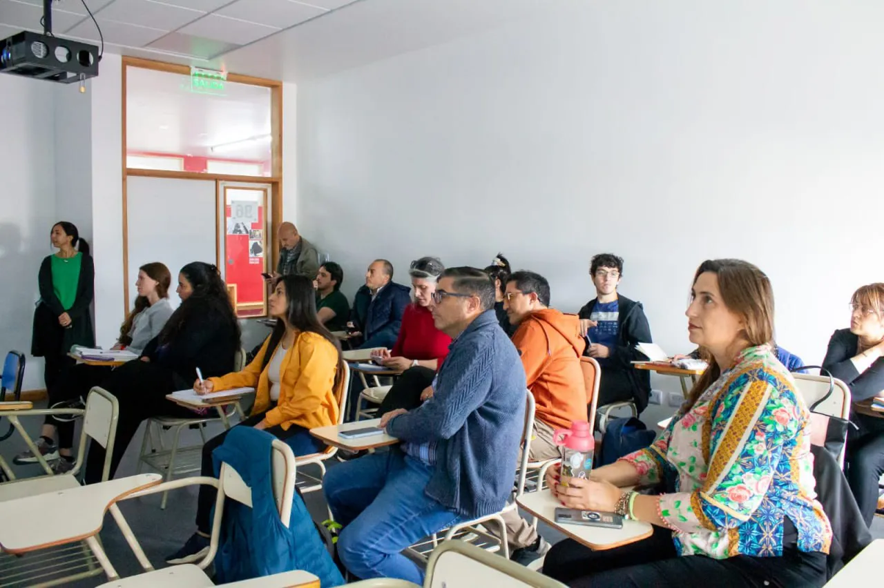 Brindan capacitaciones en materia de Consumos Problemáticos en la UNTDF