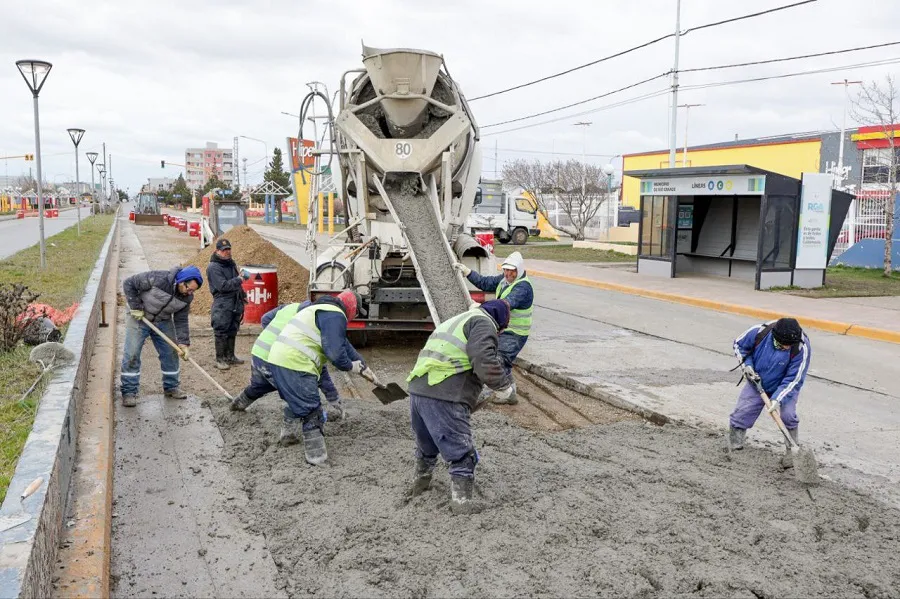 Comenzaron los trabajos de bacheo sobre diversos puntos de Río Grande