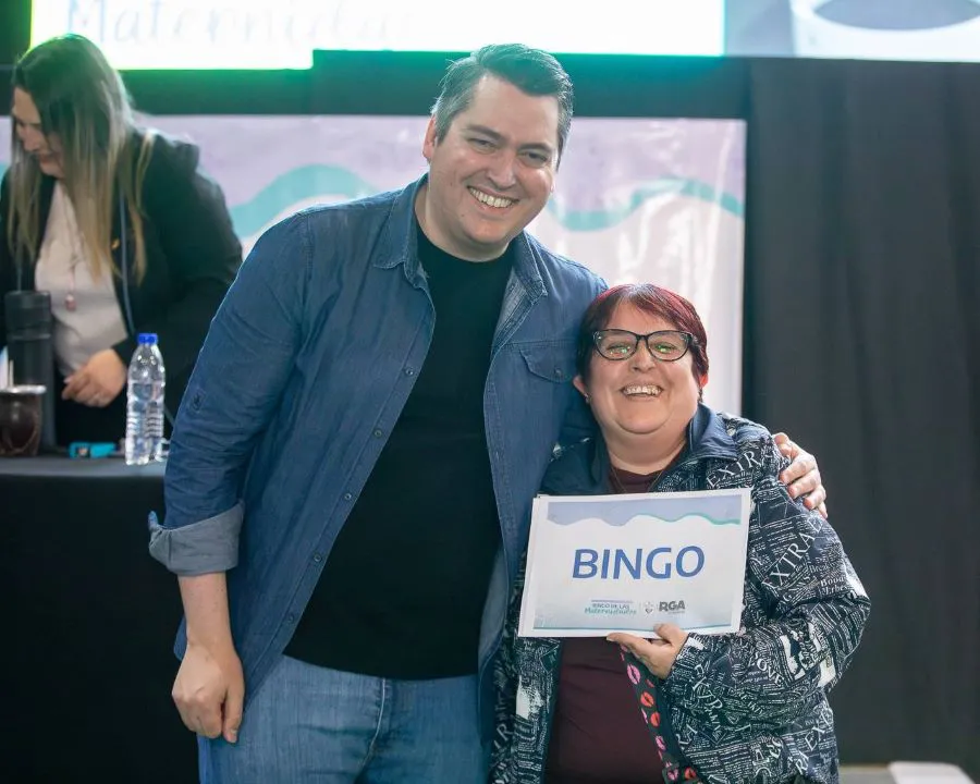 photo_5163783302916279078_y