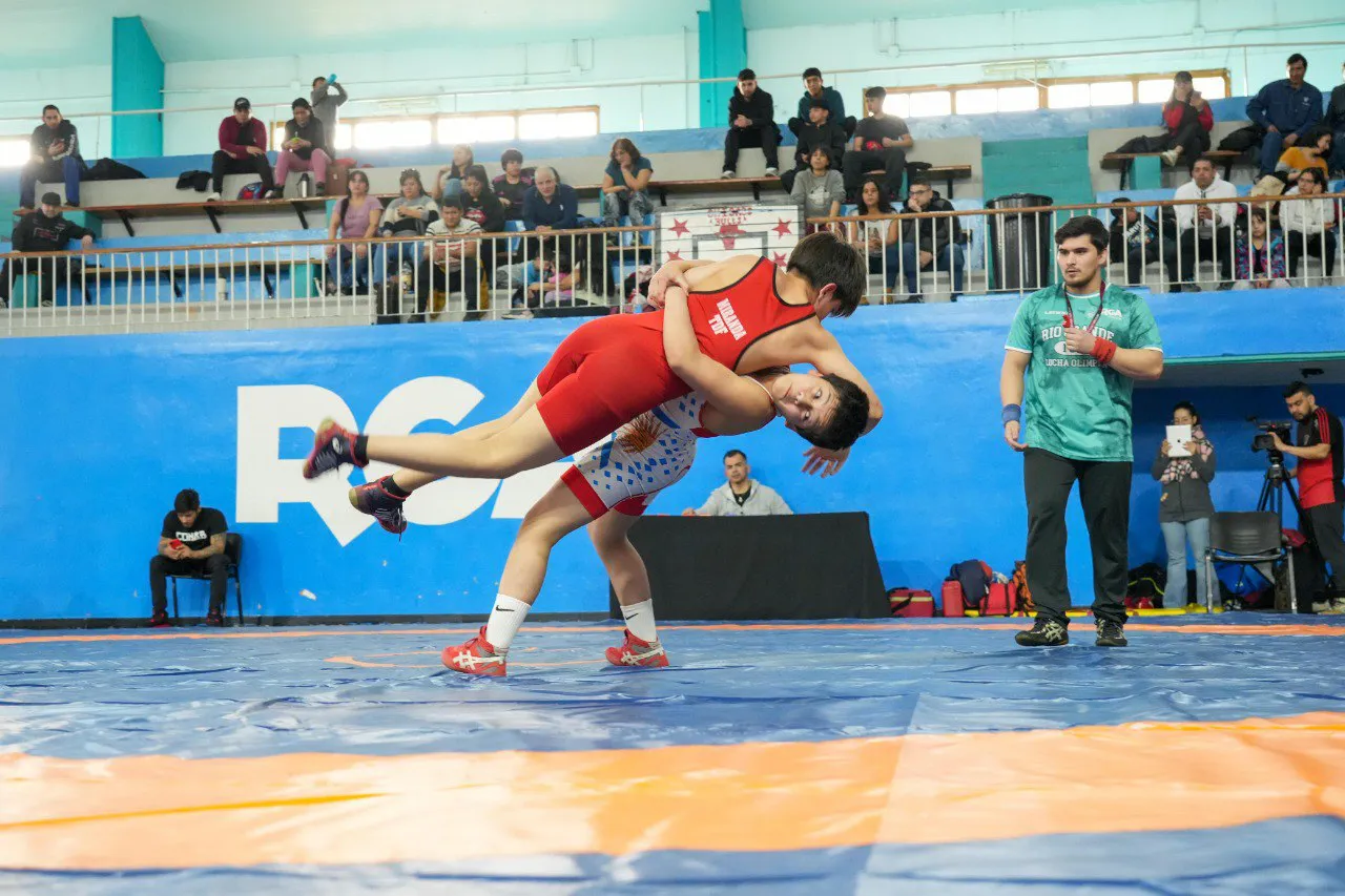 Se desarrolló en la ciudad de Río Grande el 1° Torneo de Lucha Olímpica (1)