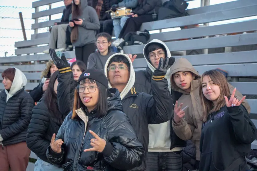 photo_4999265731690474897_y