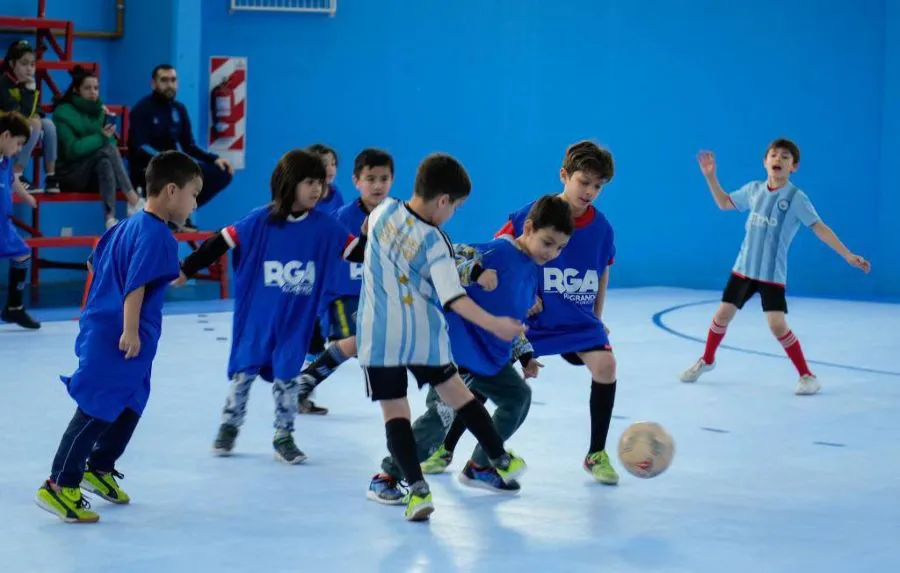 photo_5091463625675222216_y