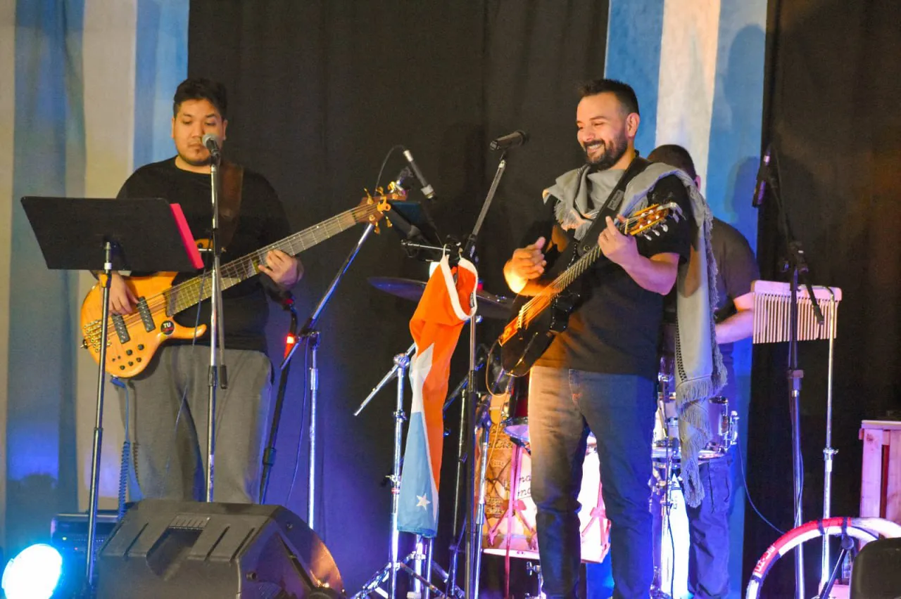 Vecinos riograndenses participaron de la “Gran Peña Fueguina” (3)