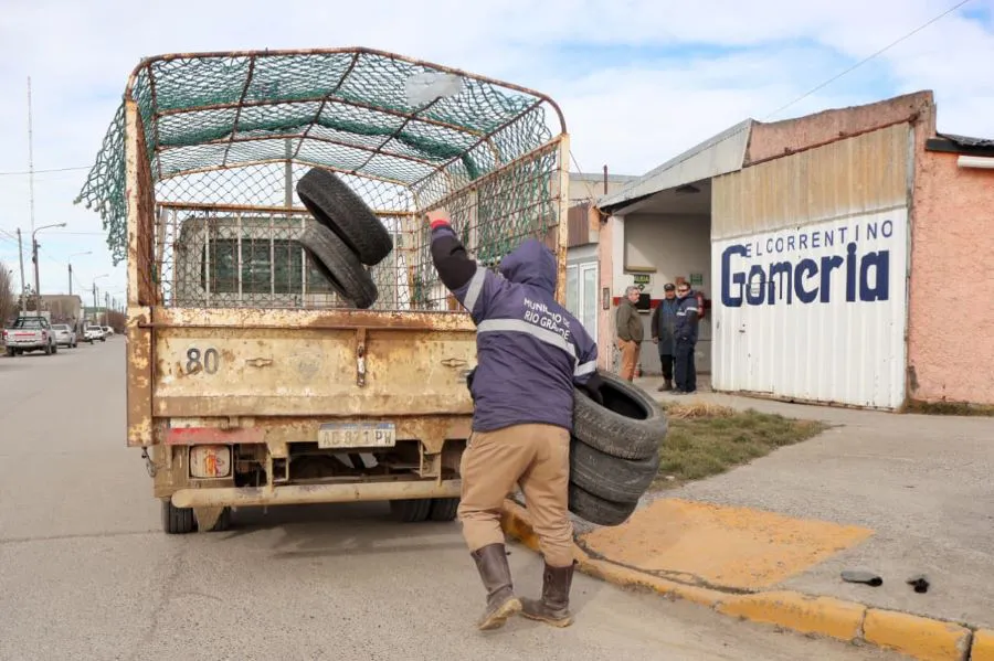 photo_5087324552810924888_y