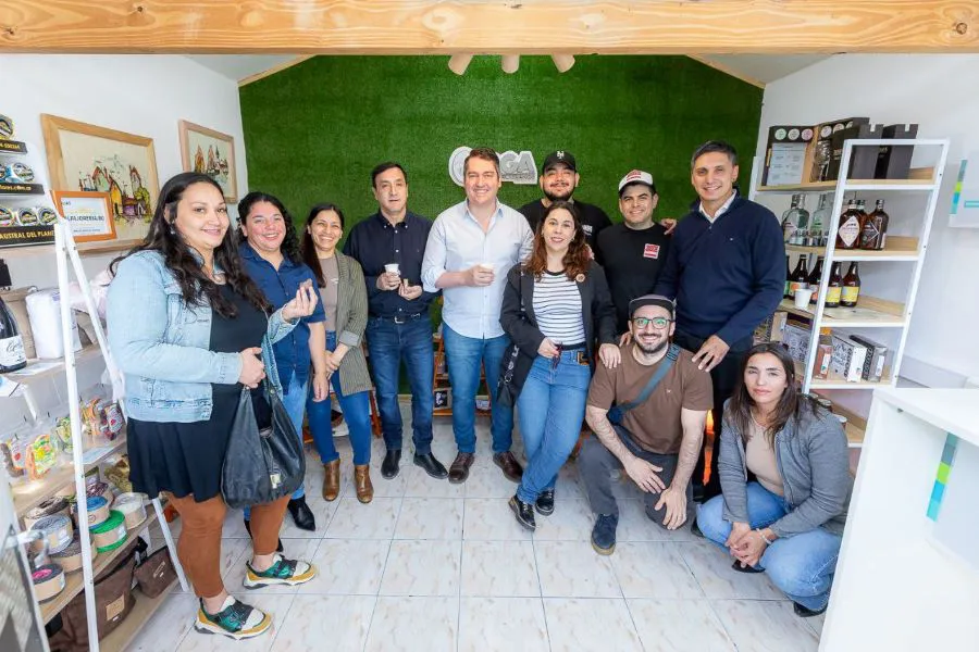 photo_5001521646086589243_y