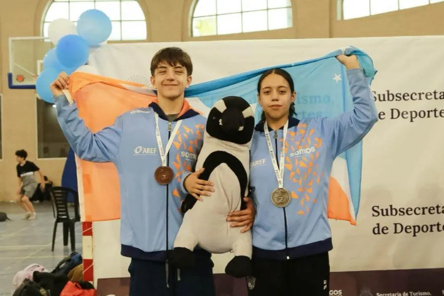 photo_5125215673419238261_y