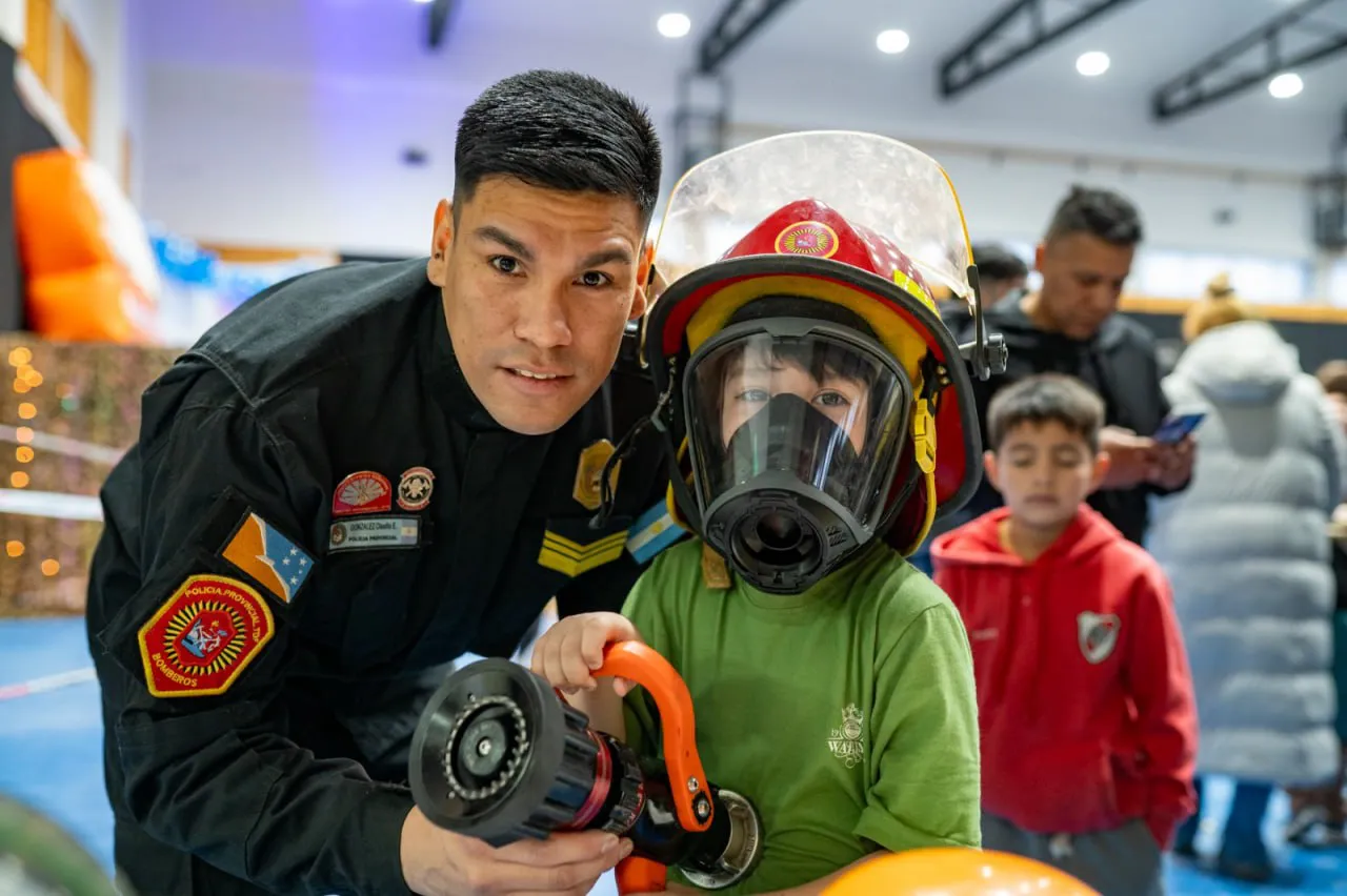 photo_5039618332415864037_y