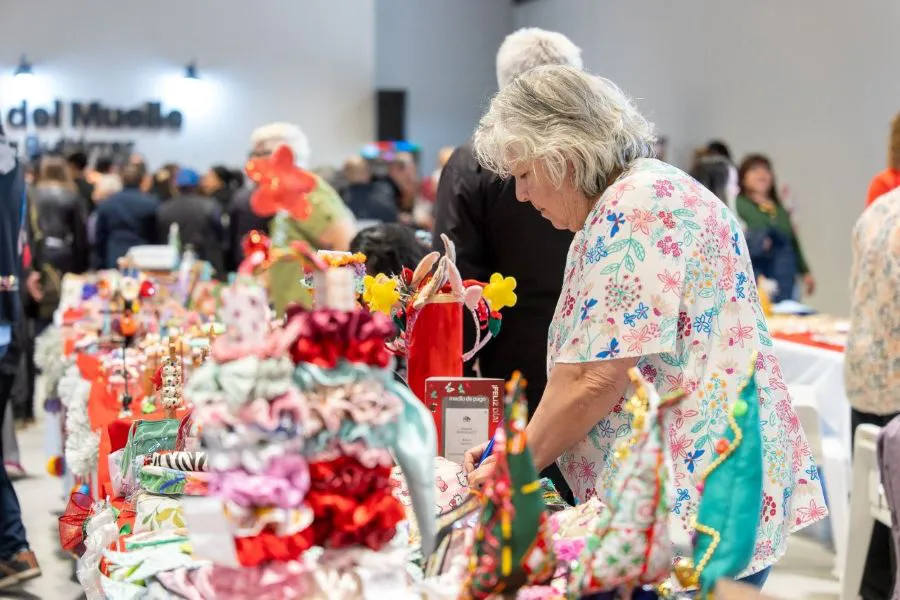 photo_5039669300796525331_y