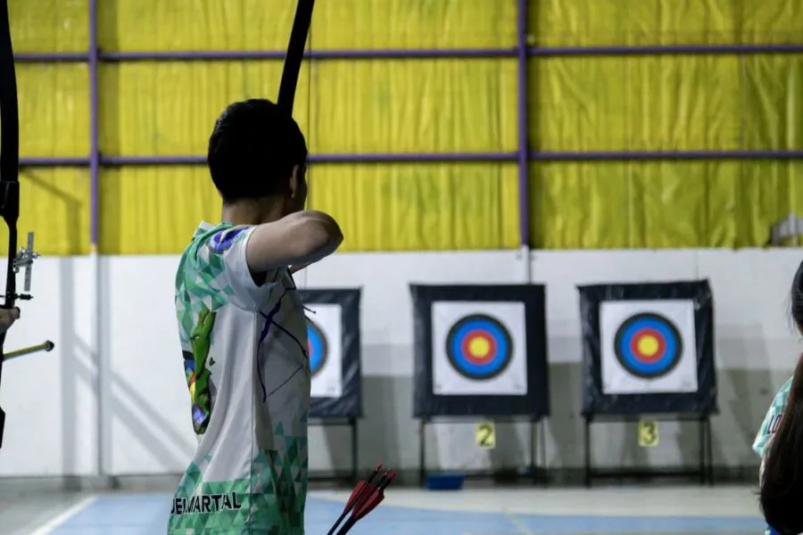 photo_5075748370407689042_y