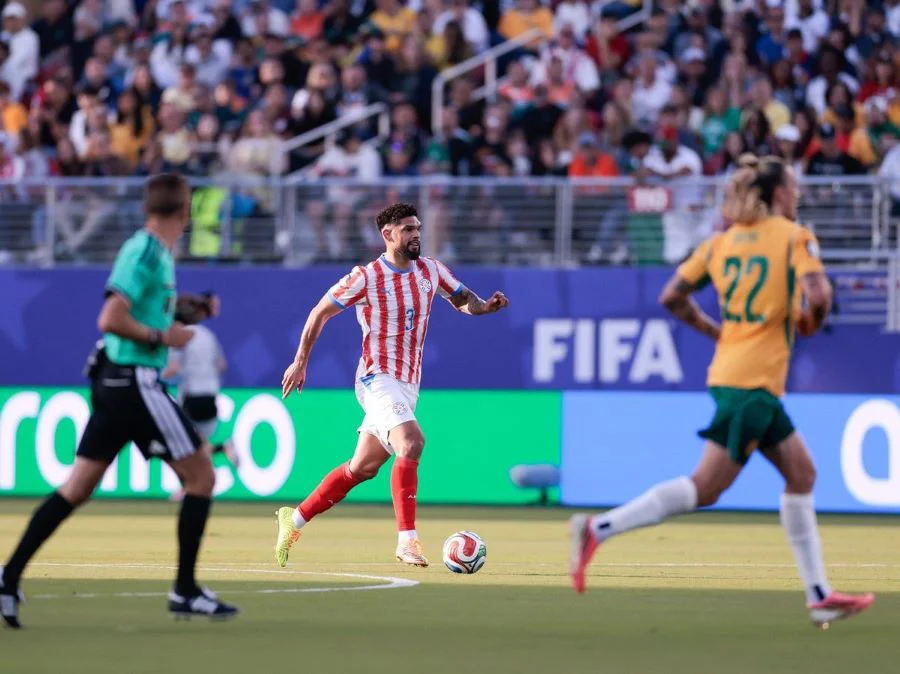 Paraguay empató ante Australia y debe esperar para saber si avanza como tercero
