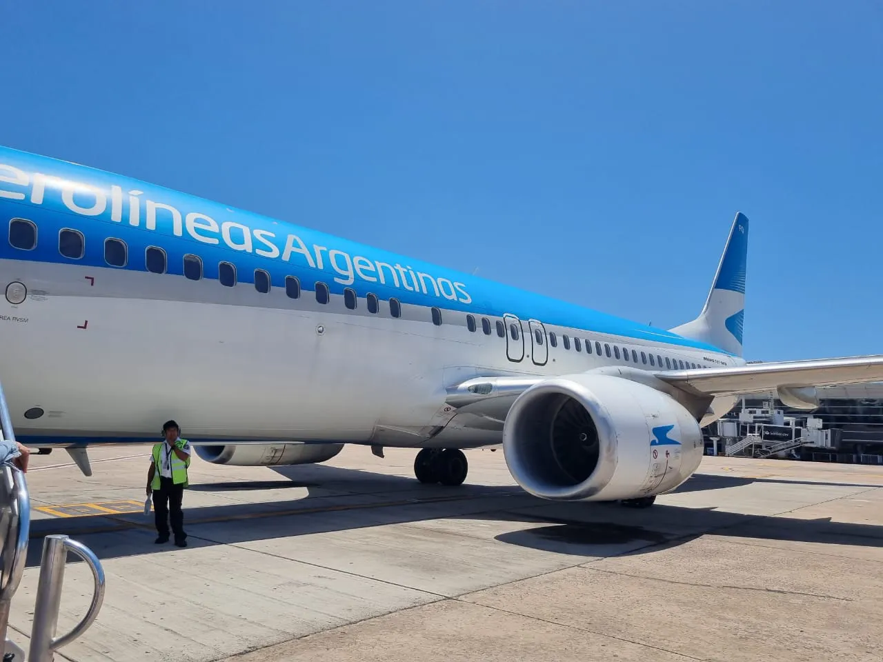 Levantaron el paro de aviones de Semana Santa tras un acuerdo salarial parcial