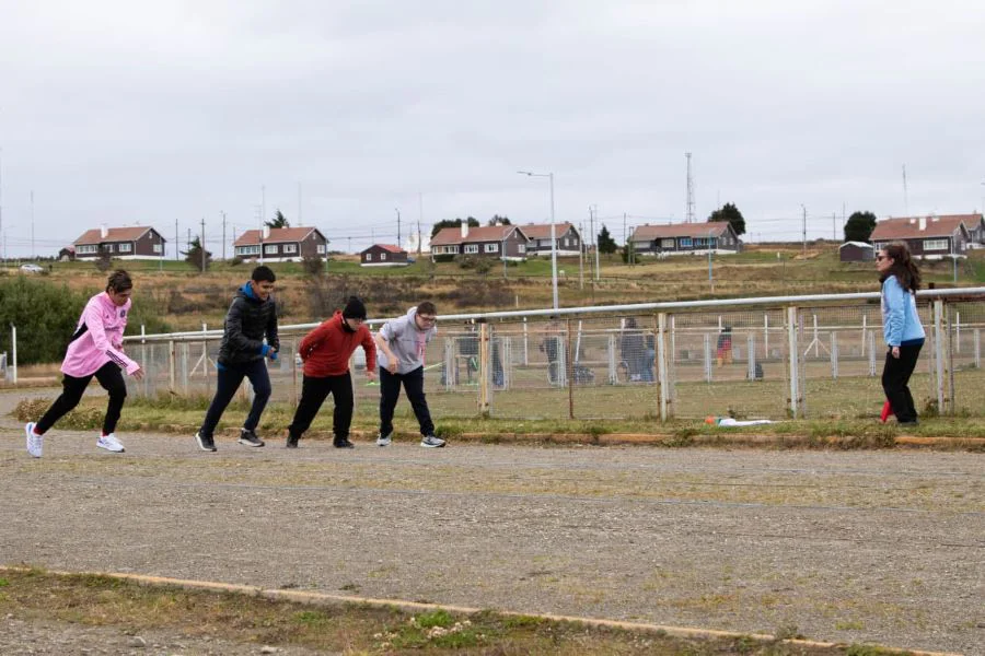 photo_5026117502156606447_y