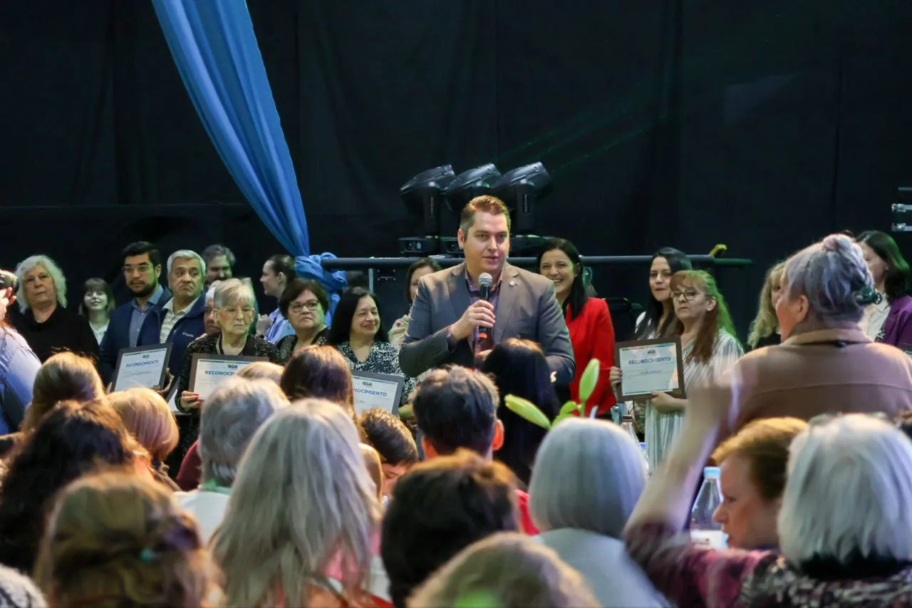 Se anunció la creación de la figura del “Defensor del Adulto y Adulta Mayor”