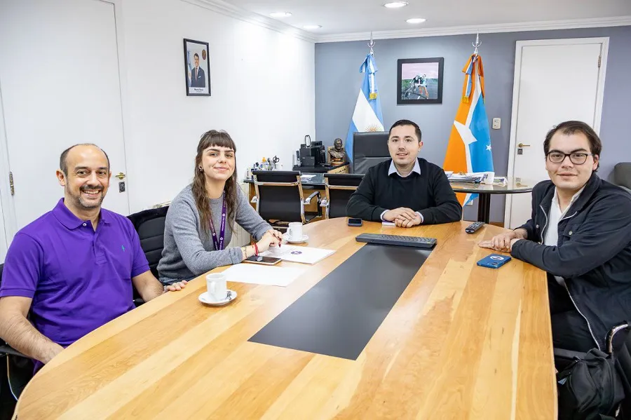 A través de intercambios culturales se busca dar nuevas oportunidades a los jóvenes