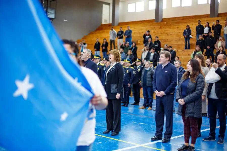 photo_5017272579647451360_y