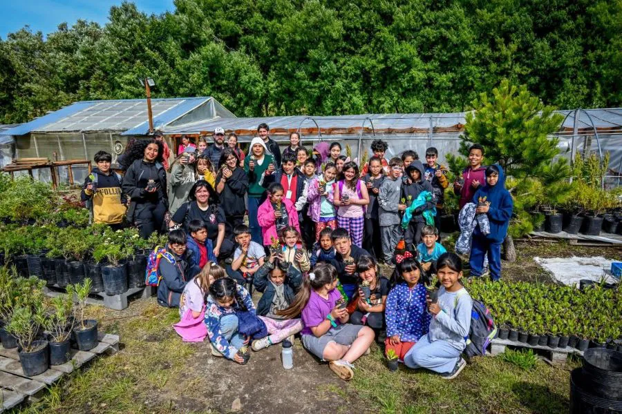 photo_4935960641051667965_y