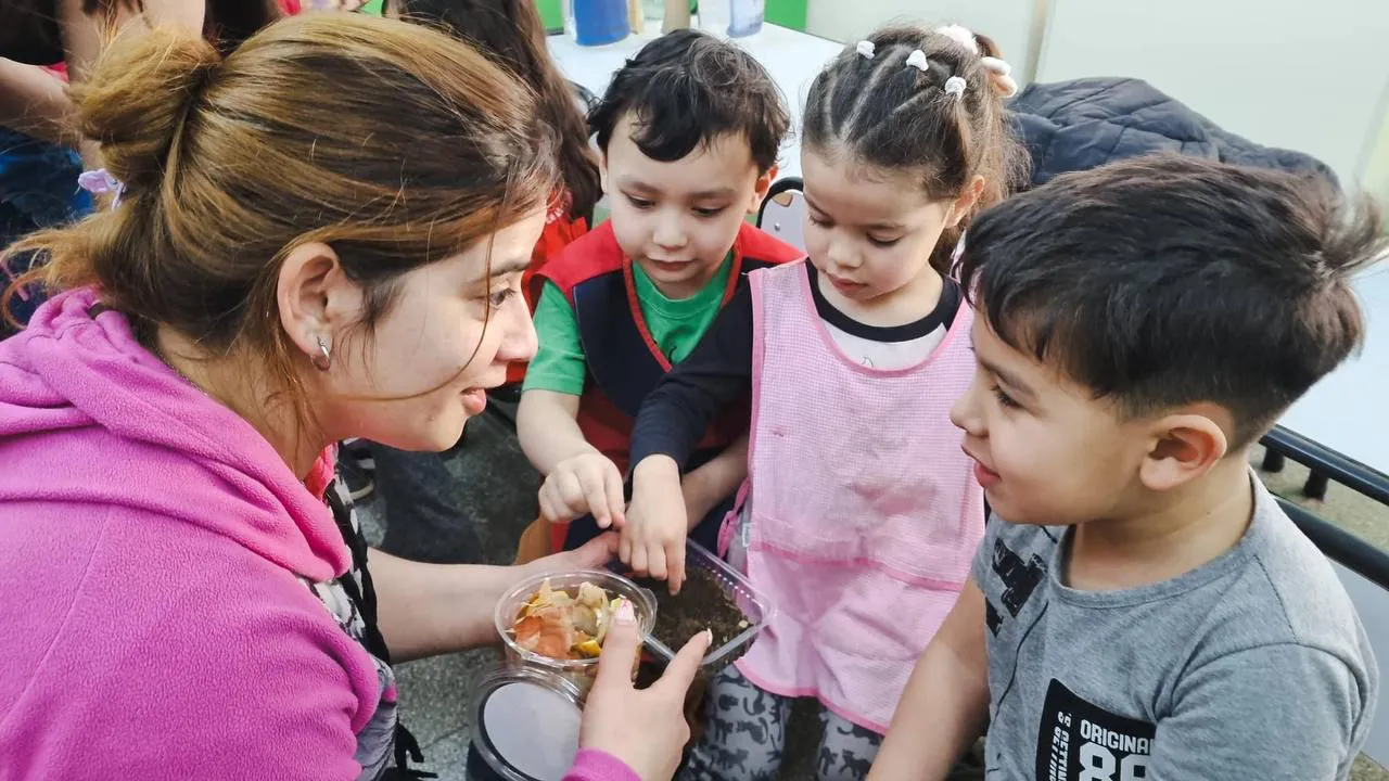 Brindan charlas para fomentar la “Educación Ambiental” en escuelas de Tolhuin