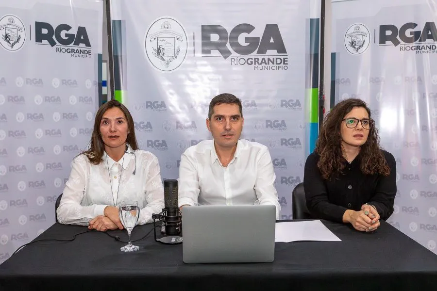 photo_5035532087649307443_w