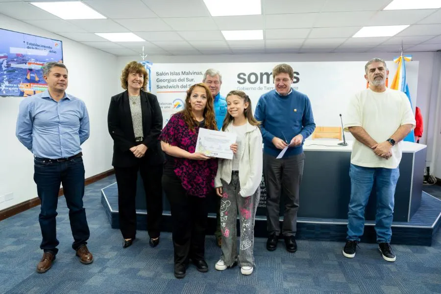 photo_5082641904583159384_y