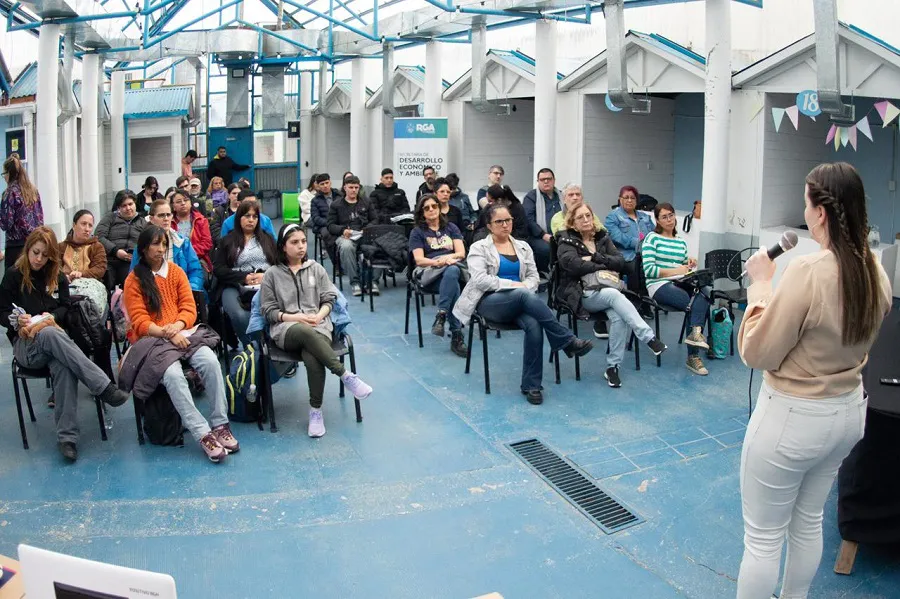 Se brindó una capacitación y espacio de Coworking para emprendedores locales (2)