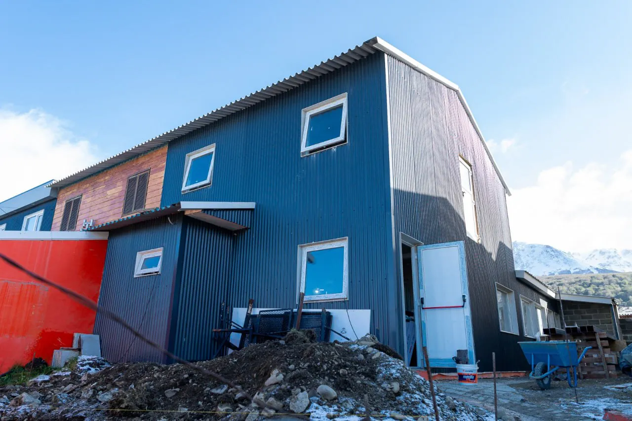 photo_5141390816604958051_y