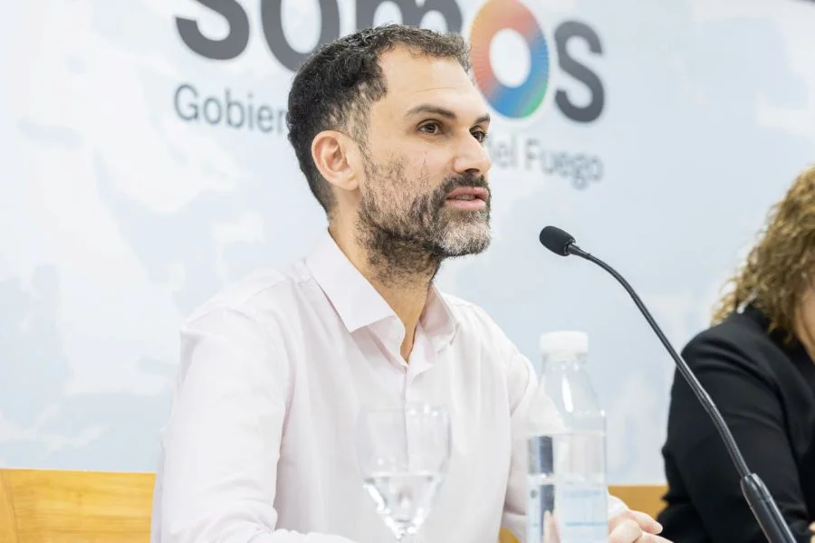 Ministro de Producción y Ambiente Francisco Devita