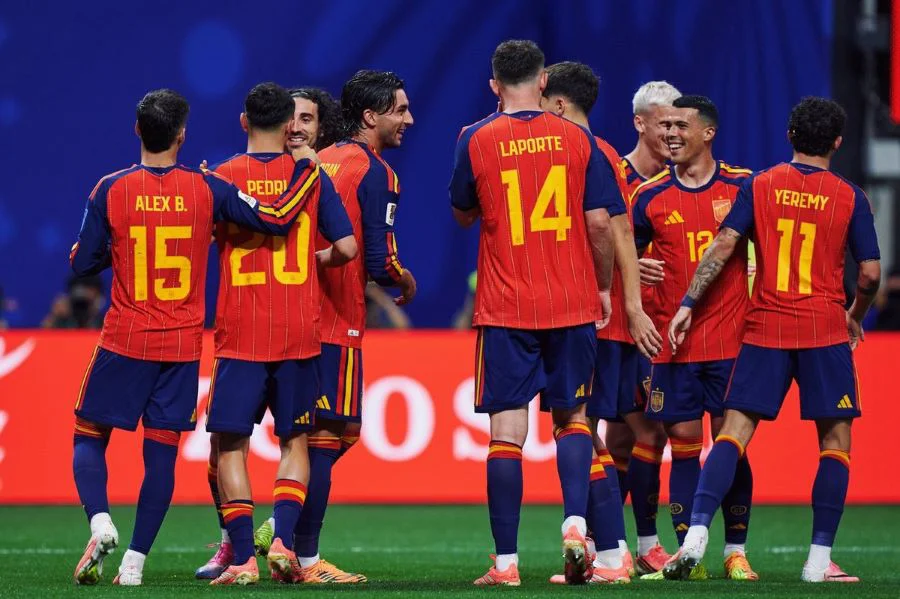 España goleó 4 a 0 a Arabia Saudita