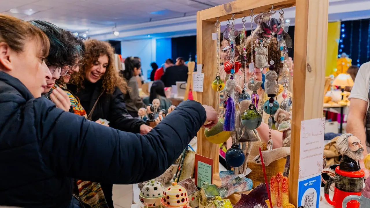Se realizará una nueva Feria Creativa de la Isla “Flotante” en Ushuaia y Río Grande (3)