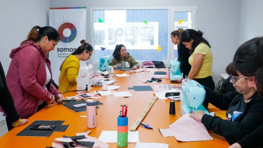 photo_5158895909302546062_y