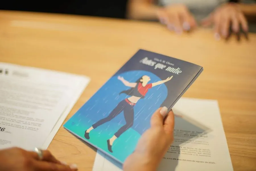 photo_5023870319429005364_y