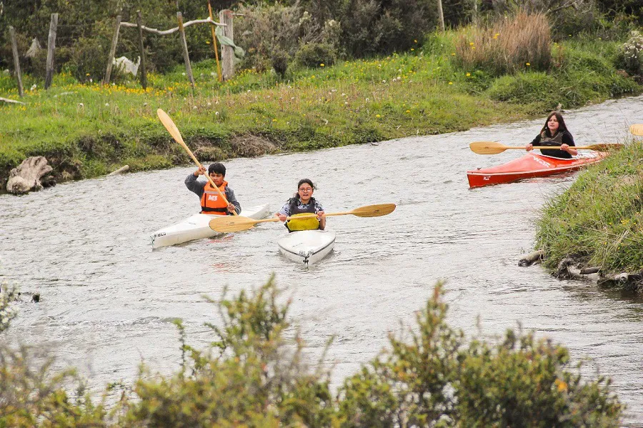 Finalizaron las actividades del año de la escuela de Kayak en Ushuaia  (1)