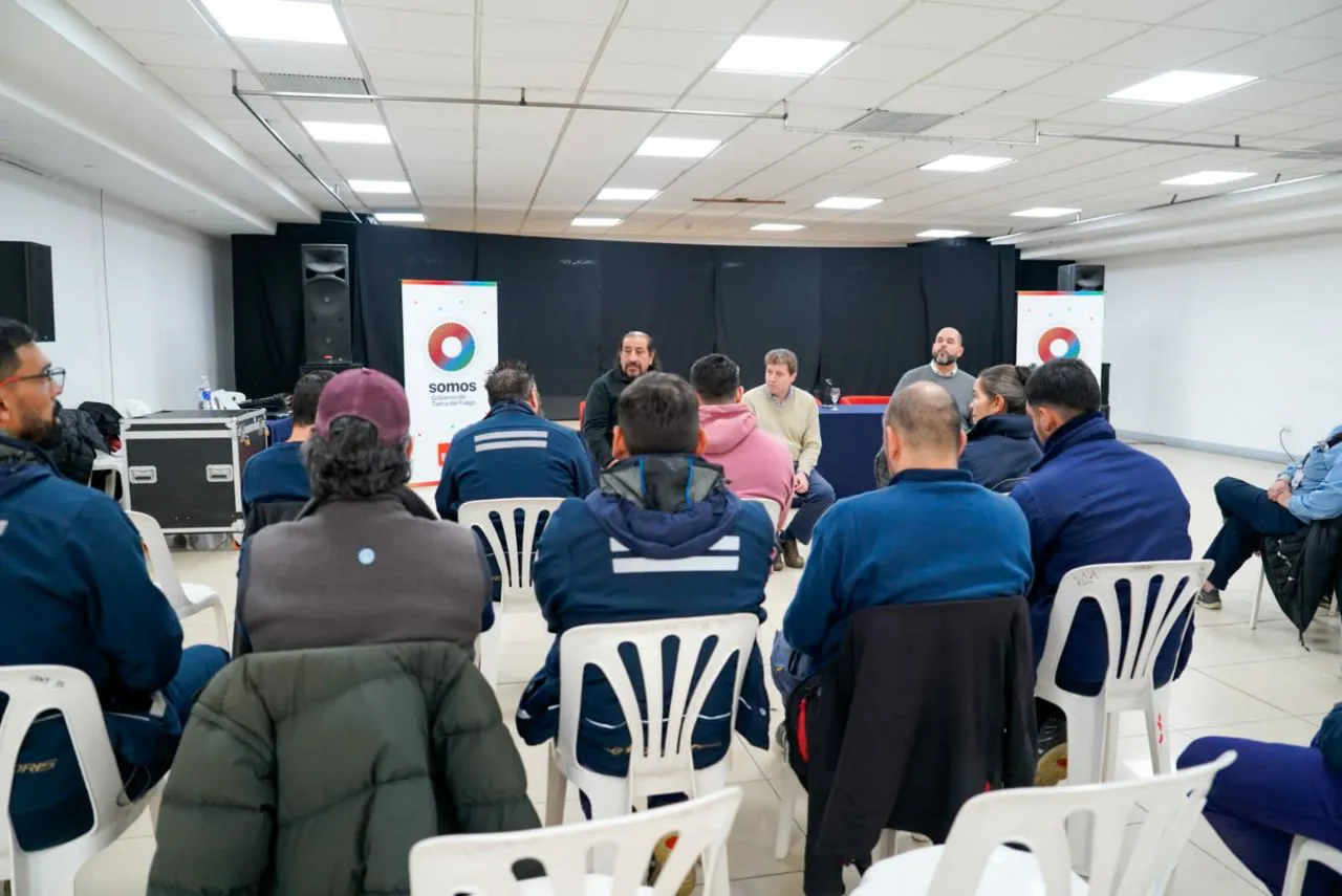 Melella analizó junto a trabajadores industriales la situación económica y el subrégimen  (1)