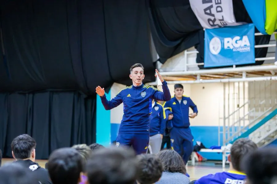 photo_5102580216513015802_y