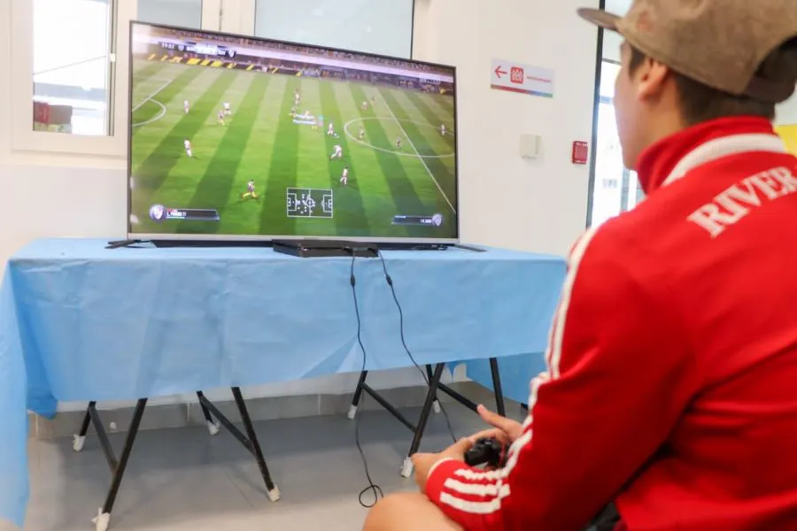 photo_5015251462527234179_y