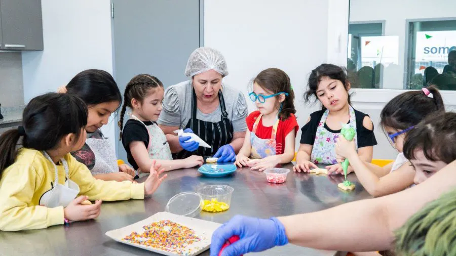 photo_5062081264777014997_y